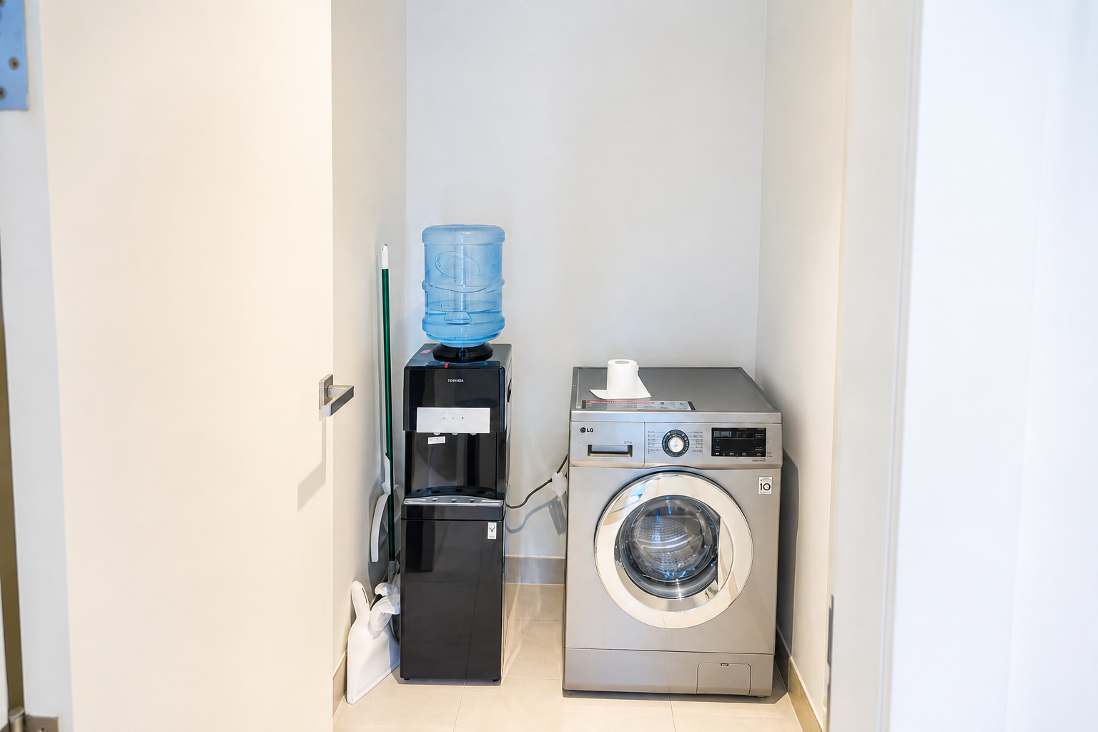 Prime Location | Spacious Layout | La Rive 2
