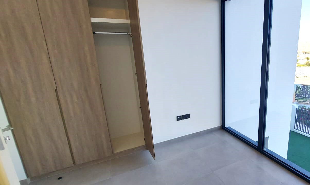 Specious layout | Close to amenities | Maid's room