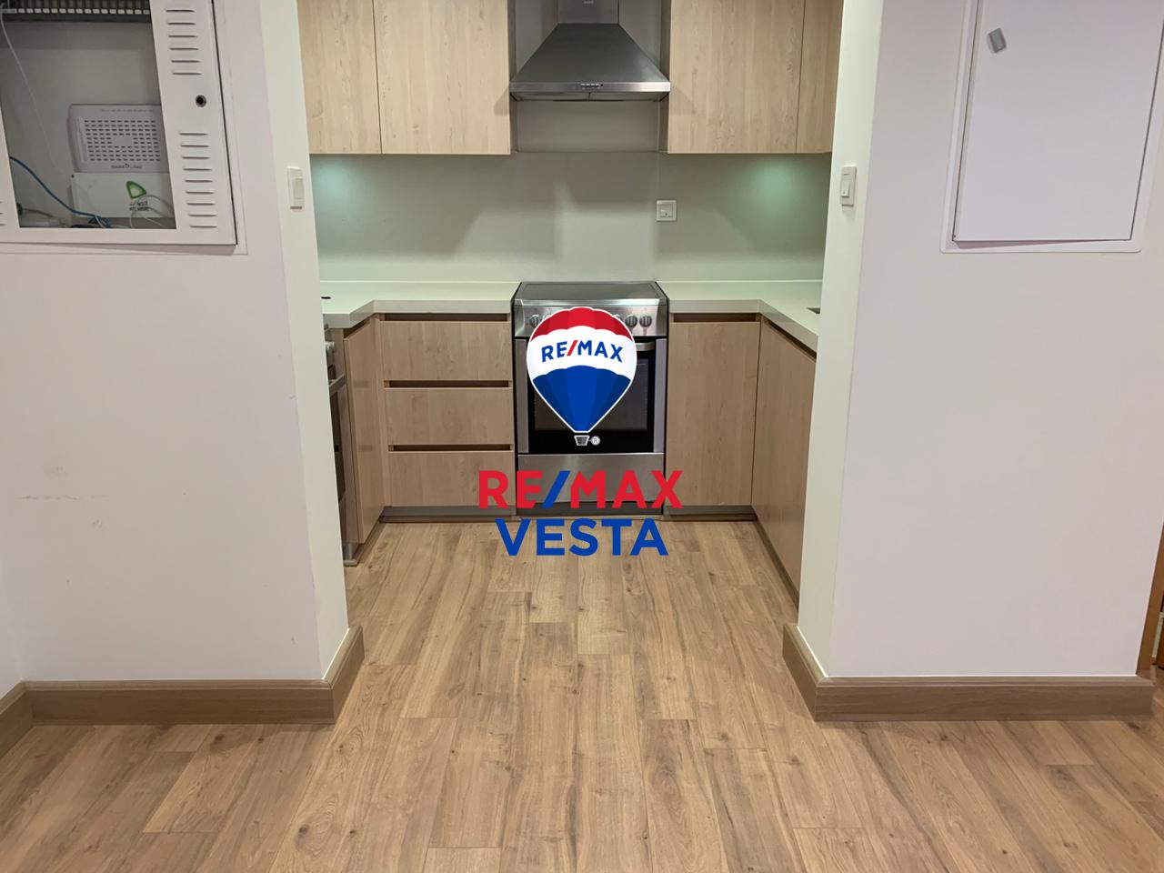 Fully Furnished | Direct to Beach | Amenities | Ready to Move in