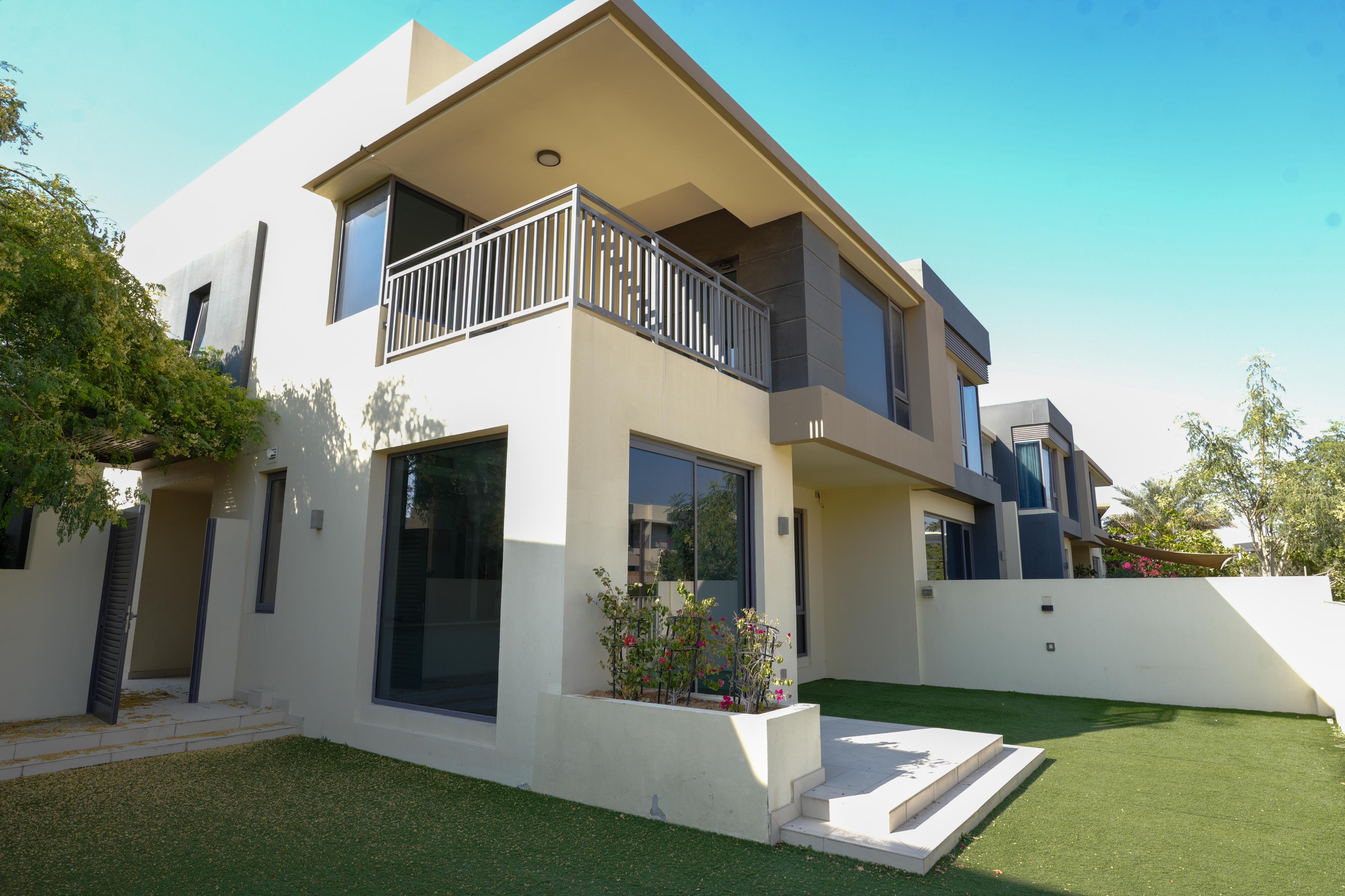 5 Bedroom +Maid | Single Row