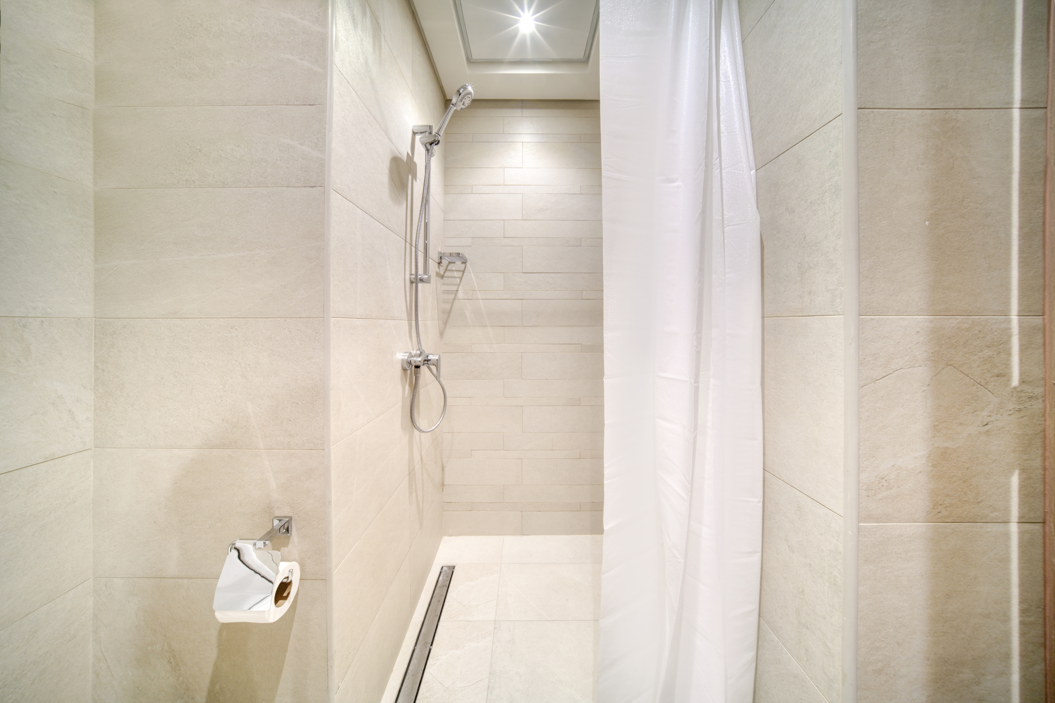 HIGH RENTAL YIELDS | FULLY FURNISHED STUDIO — Photo 5