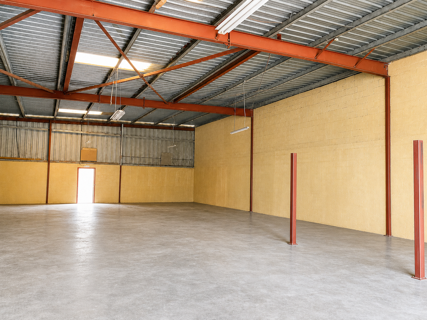 High-Clearance Warehouse | 40 kW Power | 3,541 Sq. Ft.