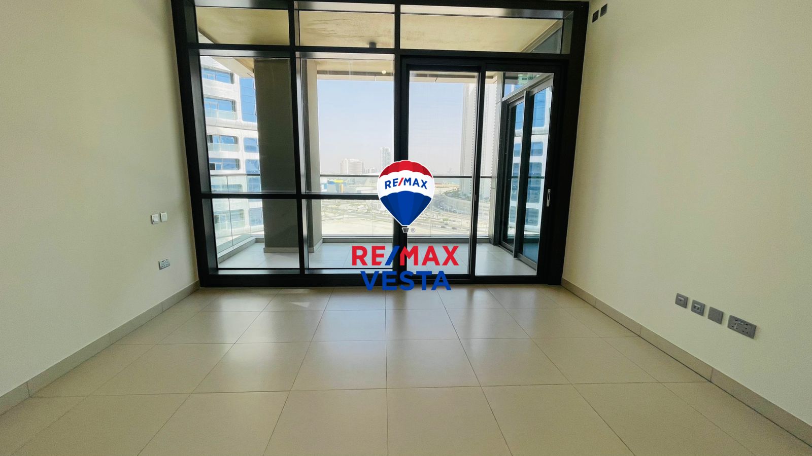 Spacious Layout | Open Kitchen | Balcony | Ideal Investment