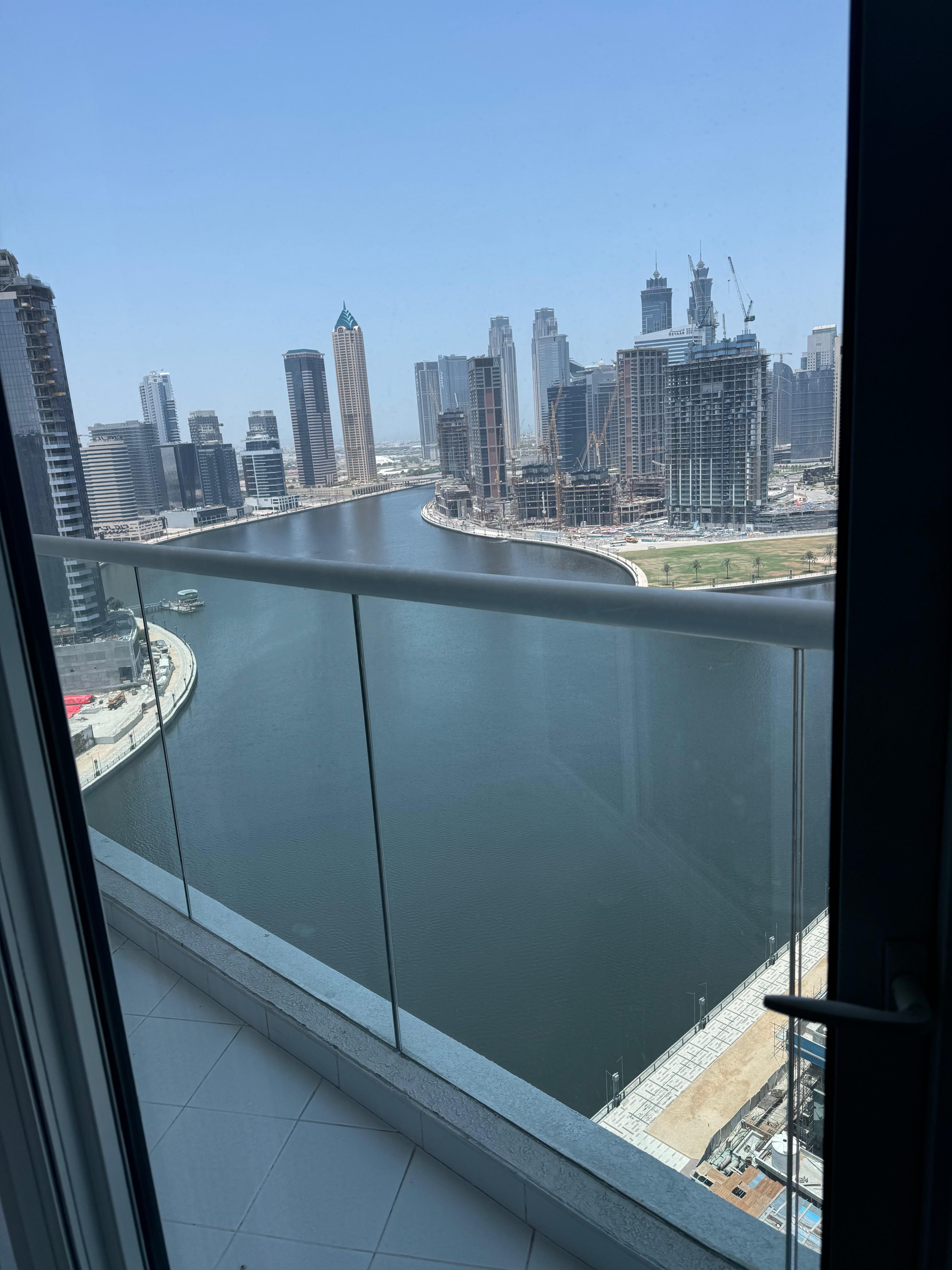 Canal View | Spasious Unit | Fully Furnished