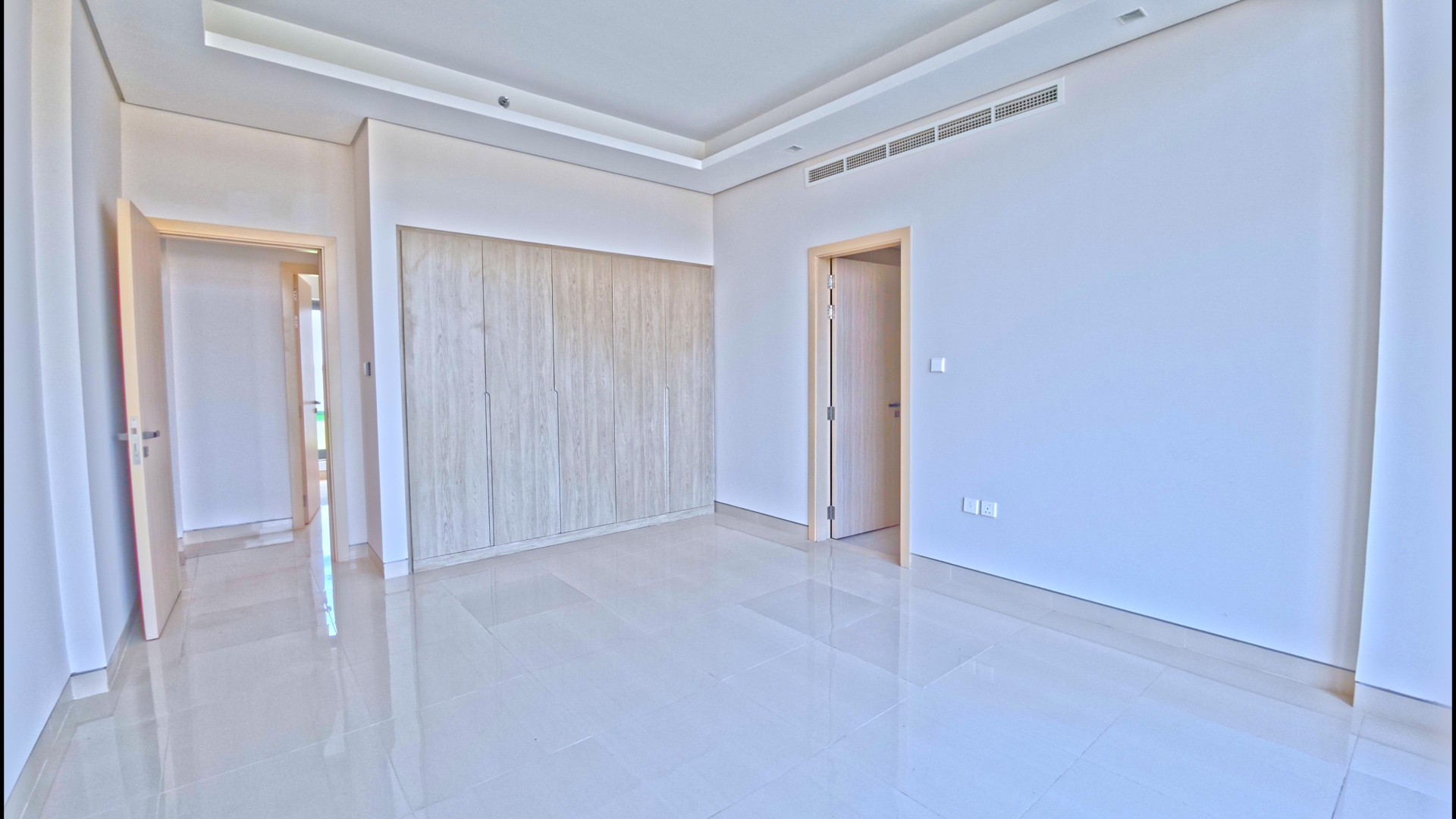 Ultra-Massive 3BHK | 2,319 SQFT | Villas-Size Layout | Hot Deal