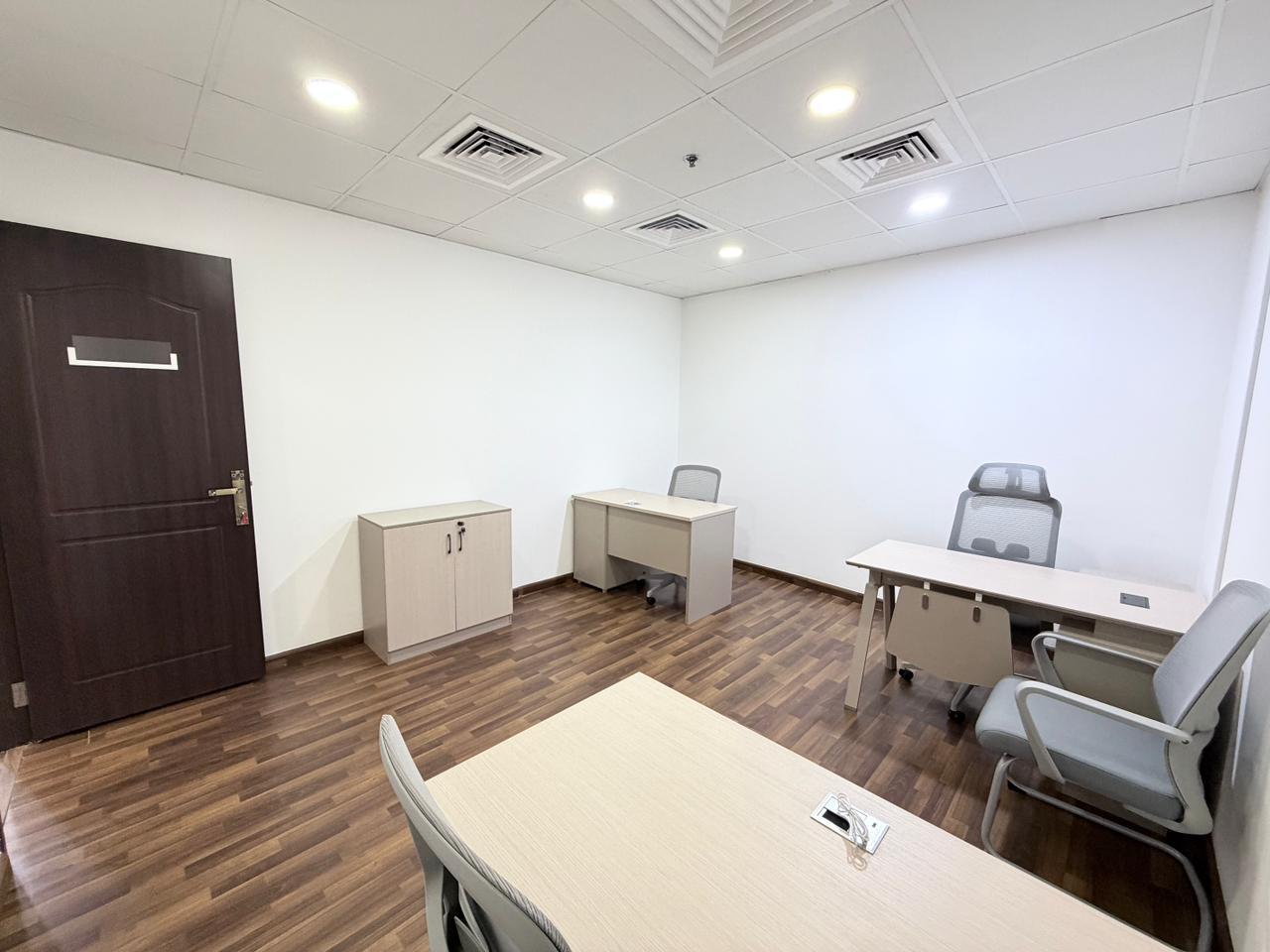 Spcaios Office | Affordable Prices | Multiple Options Available | 230SQFT