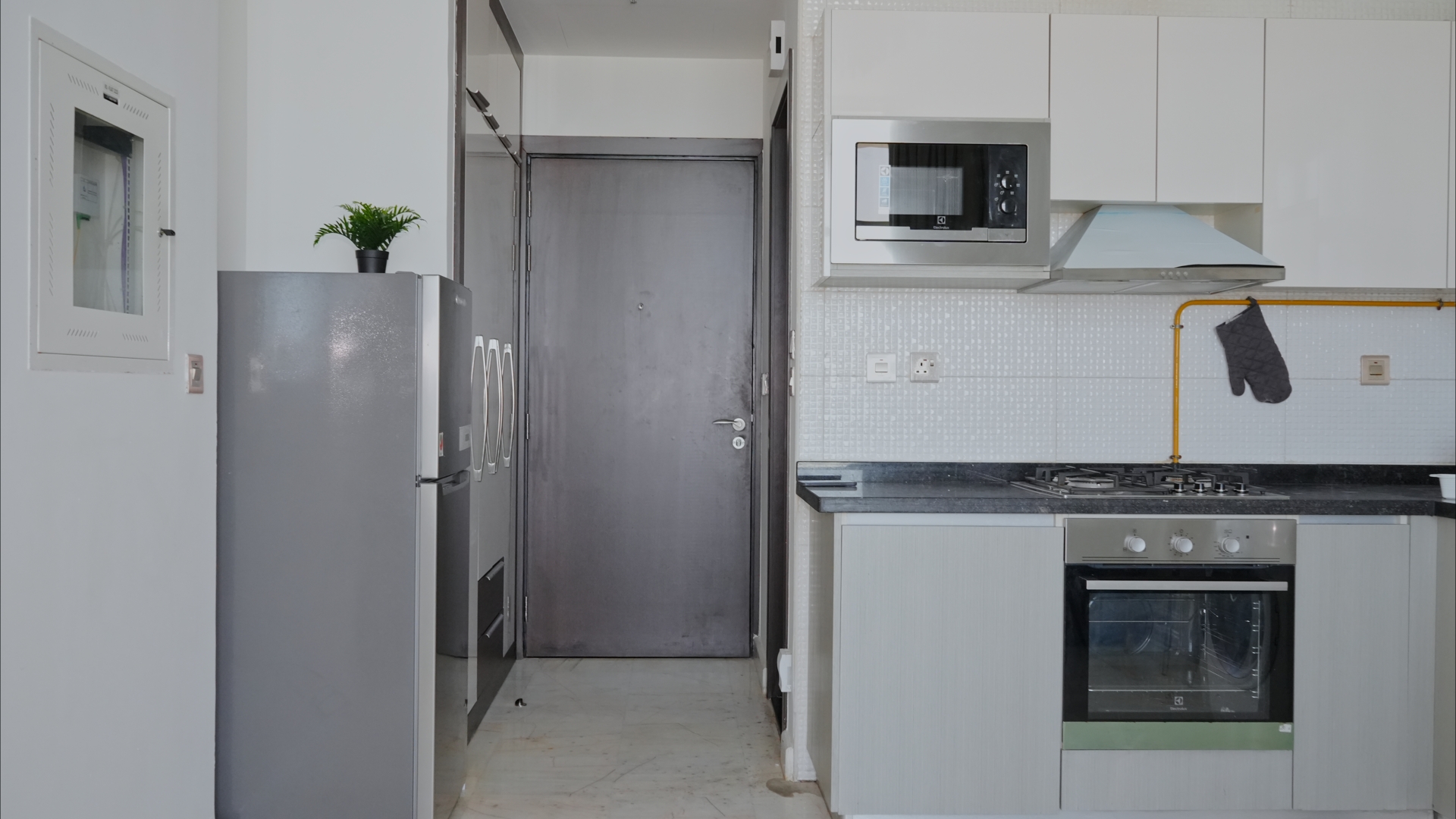 Affordable Luxury Studio | Resort-Style Amenities