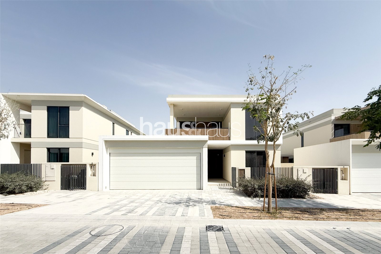 Single Row | Internal | Quiet Location | Exclusive