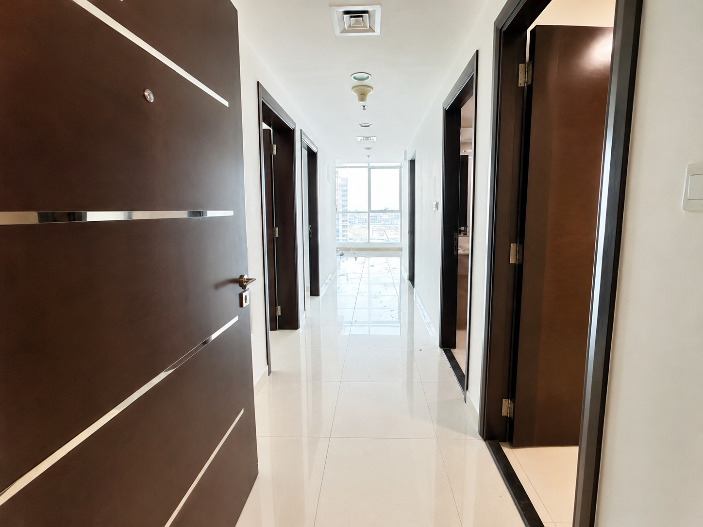 Elegant Apartment | Balcony | Stunning Canal Views
