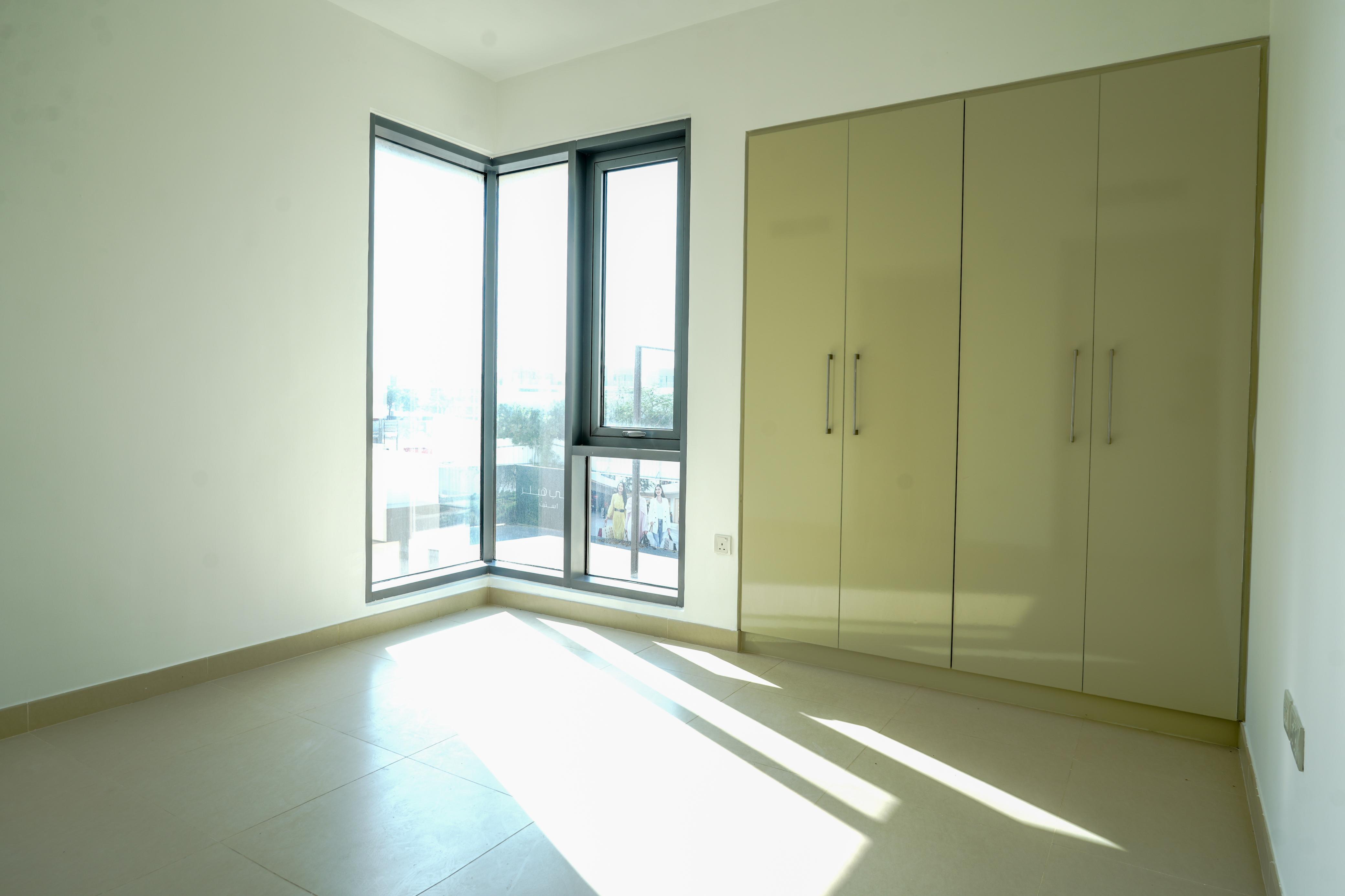 5 Bedroom +Maid | Single Row