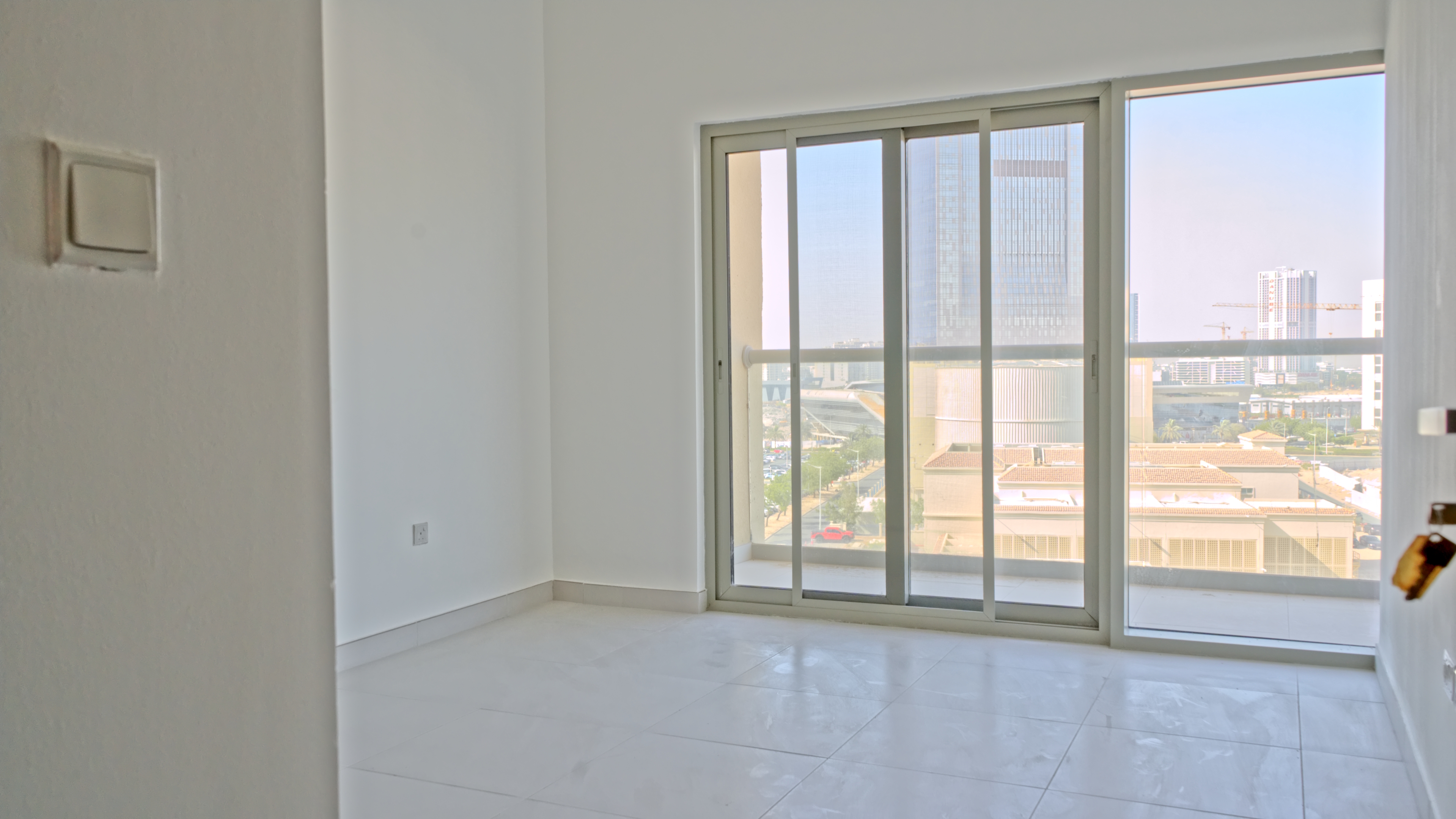 Corner Unit | Elegant 2BHK | Unfurnished | Burj View