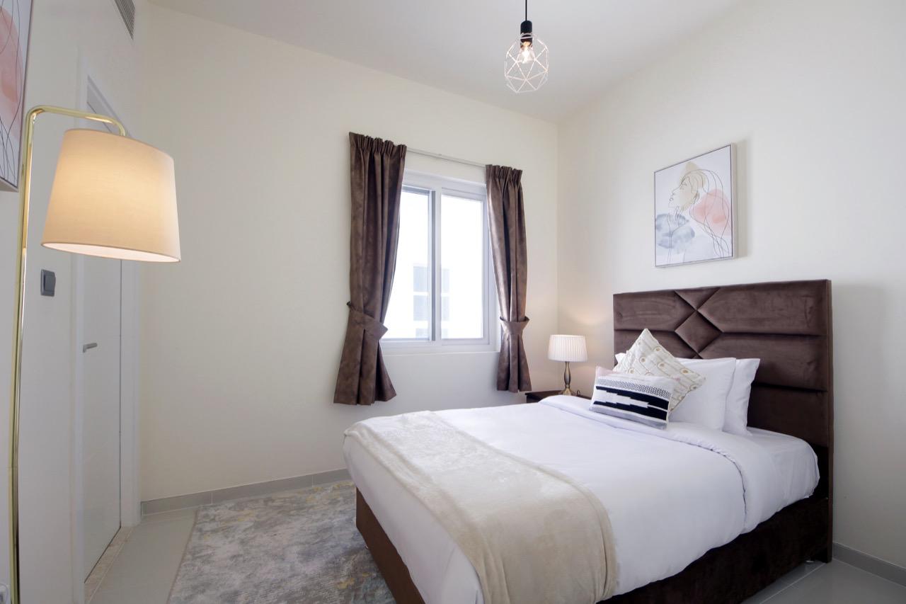 Corner unit | Single Row | Spacious layout