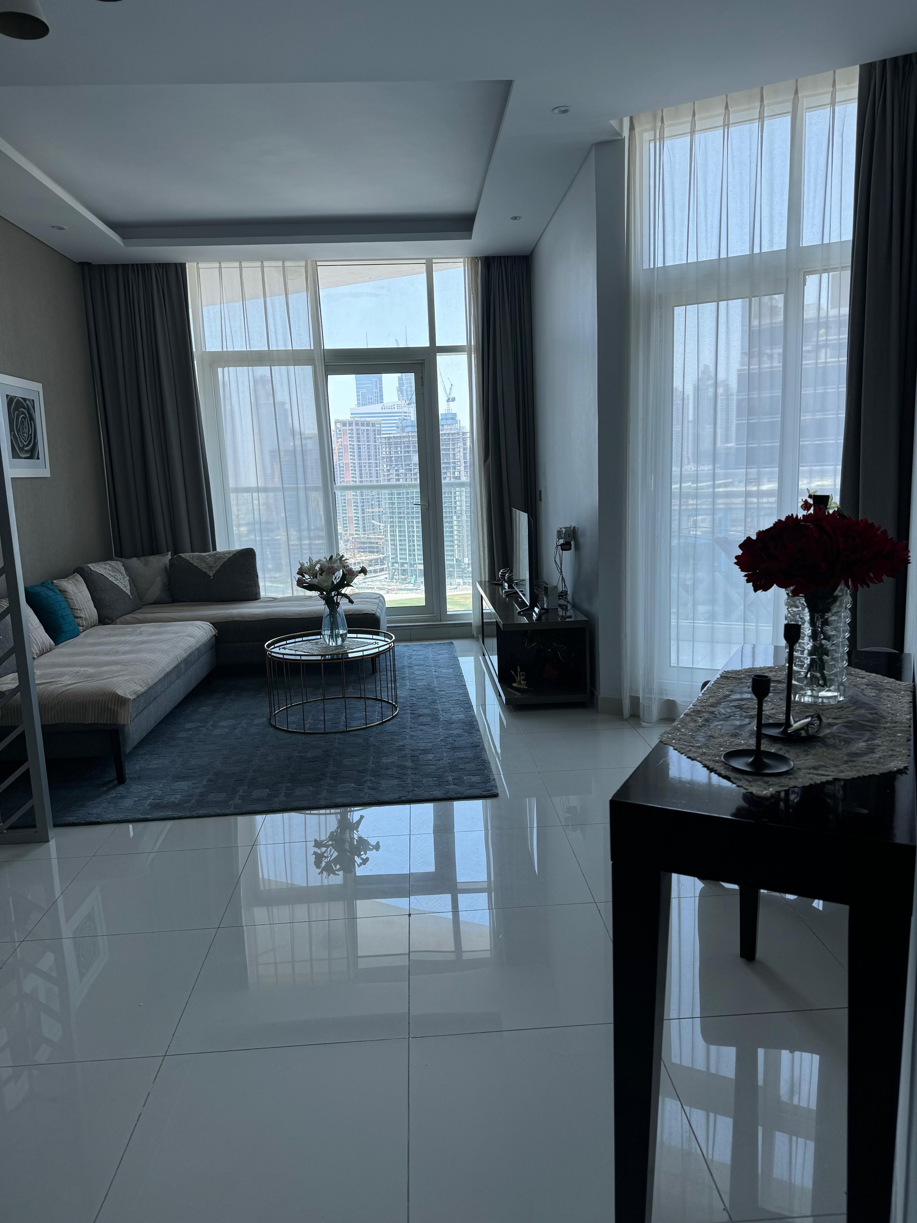 Canal View | Spasious Unit | Fully Furnished
