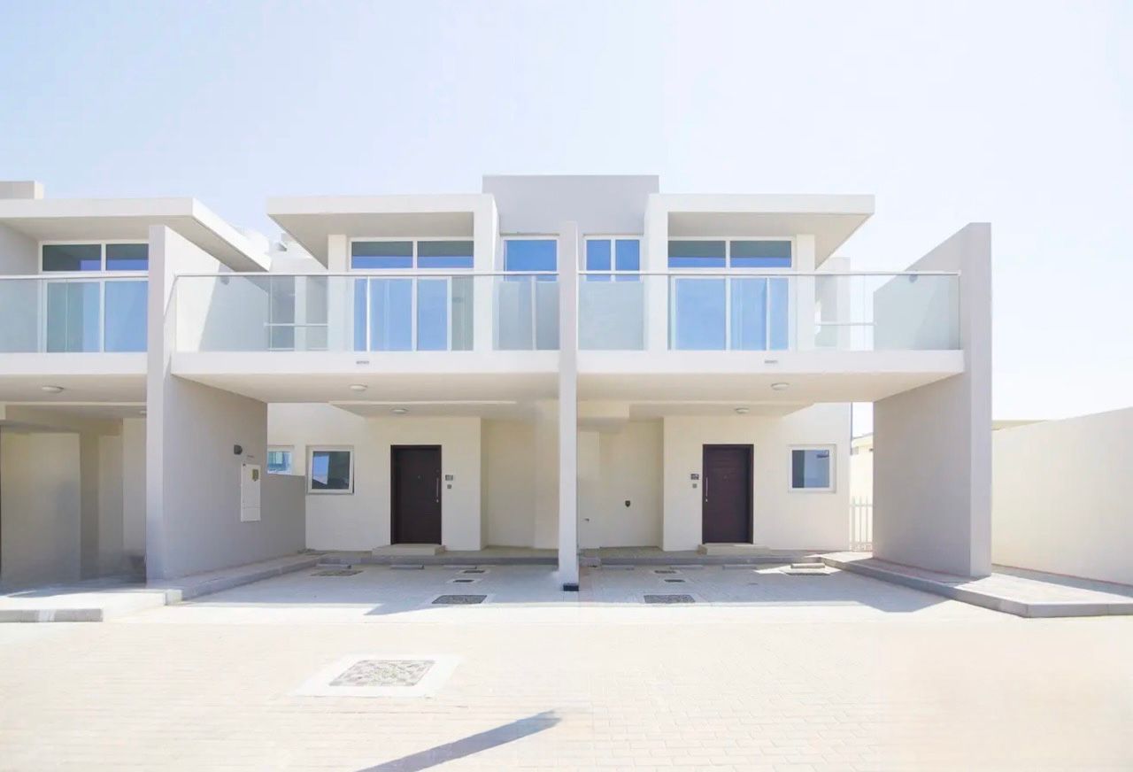 End Unit | Large Plot | Single Row
