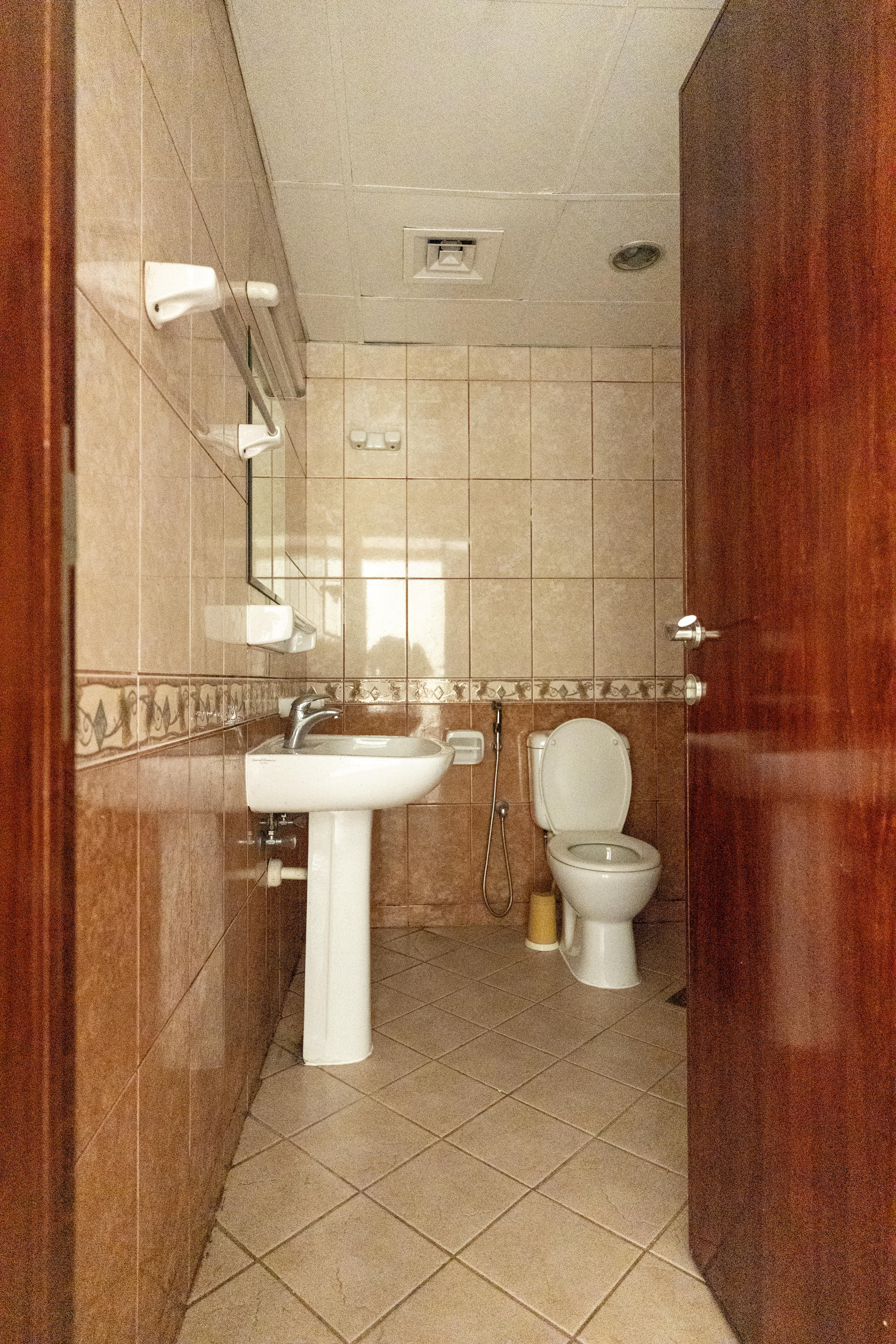 Bright & Well-Maintained | 1BR with Balcony | Ready to Move In