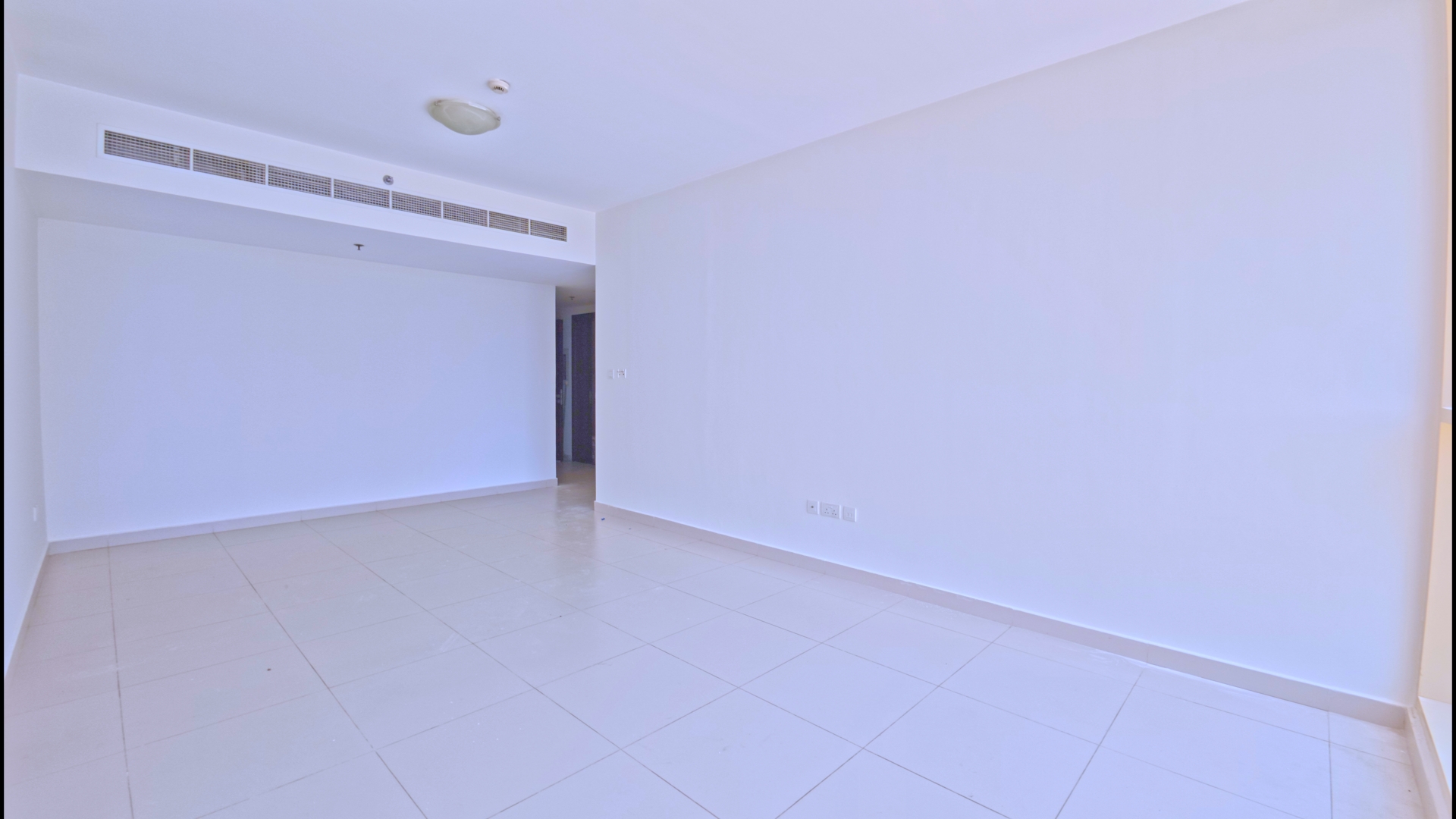 Spacious | Unfurnished | Bright & Well Maintained