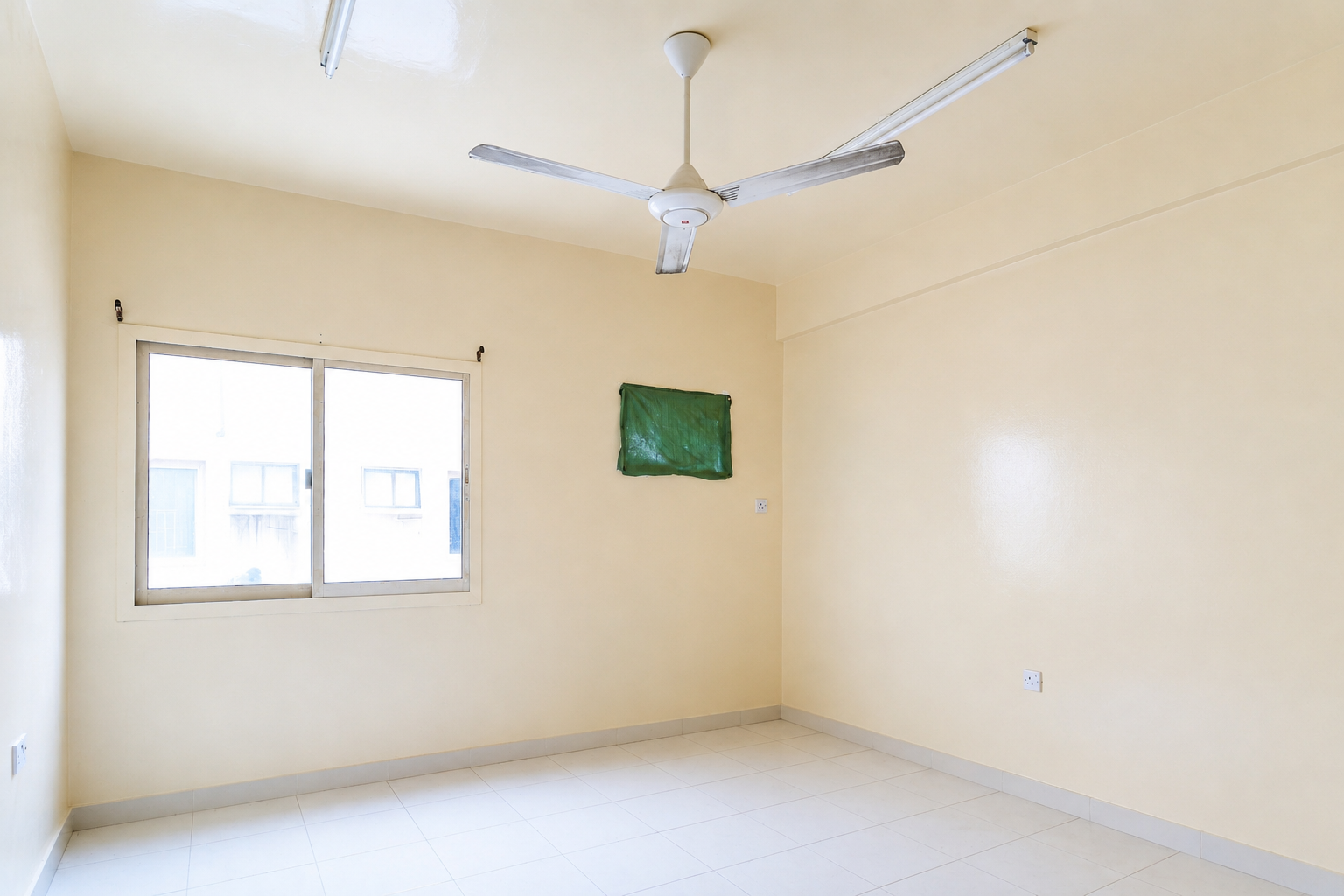 Ready to Move | Bright Apartment | with Balcony