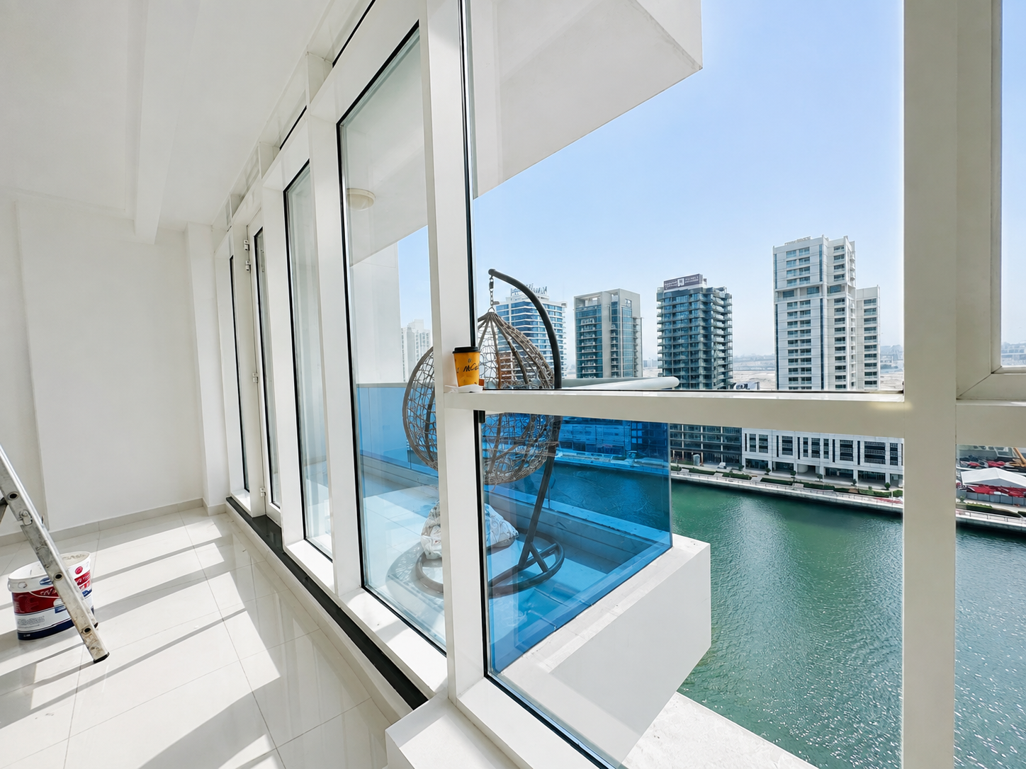 Elegant Apartment | Balcony | Stunning Canal Views
