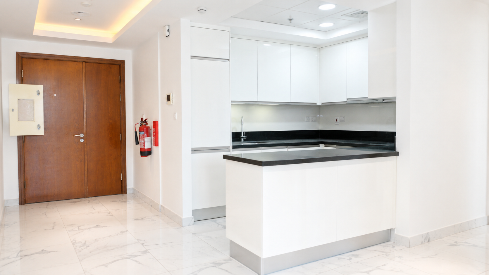 Luxury Waterfront Living | Elegant 2-Bedroom | Semi Furnished w/Balcony
