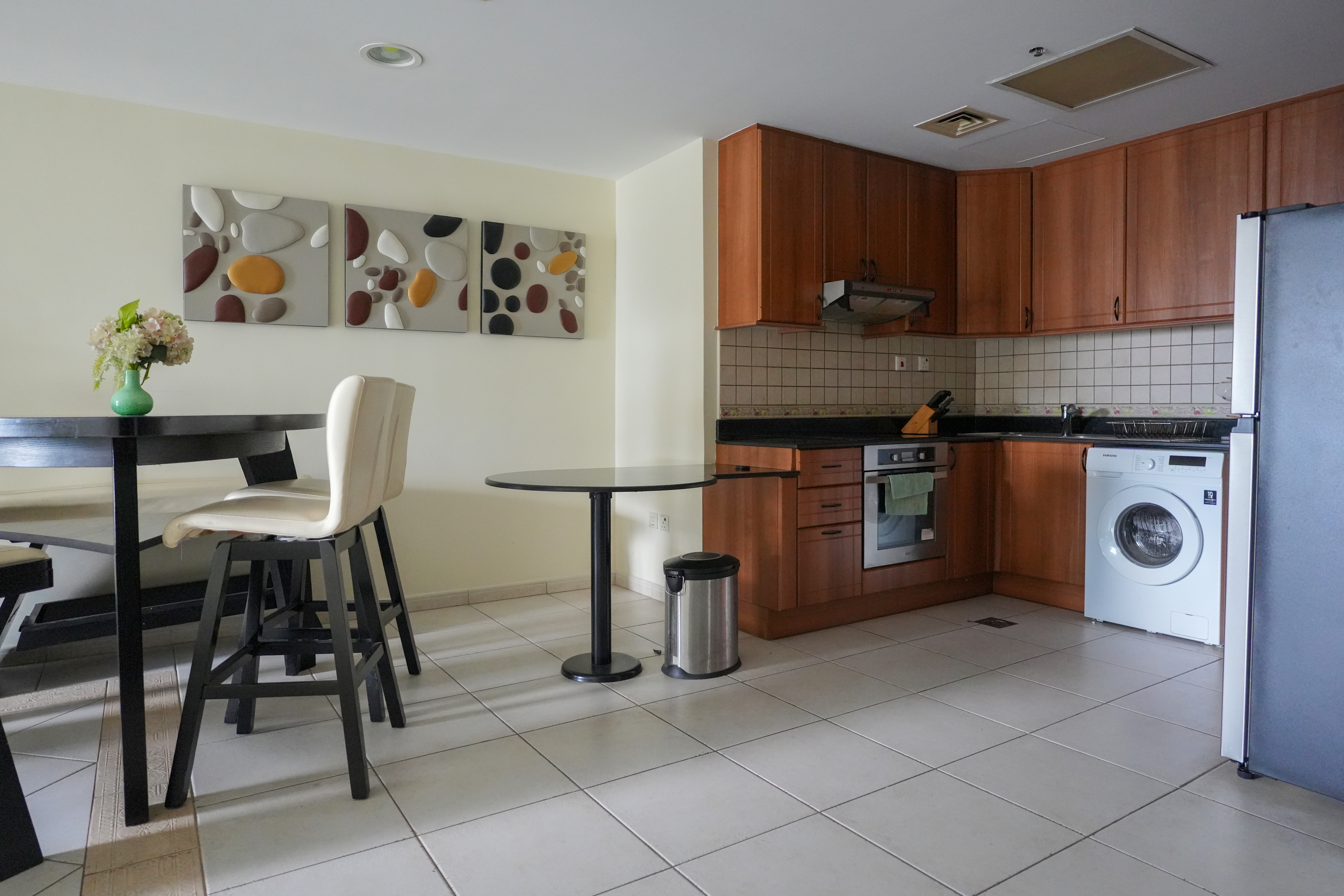 Fully Furnished | Well Maintained | Sea View