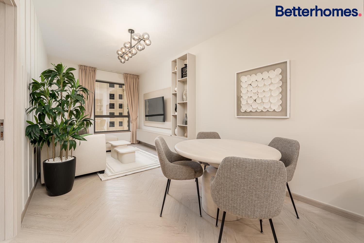 Converted 1-bed | Exclusive | Balcony | Vacant