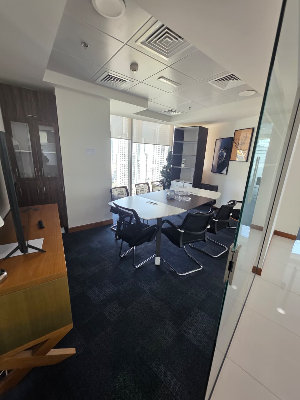 Near to Metro| Furnished Office | Multiple office
