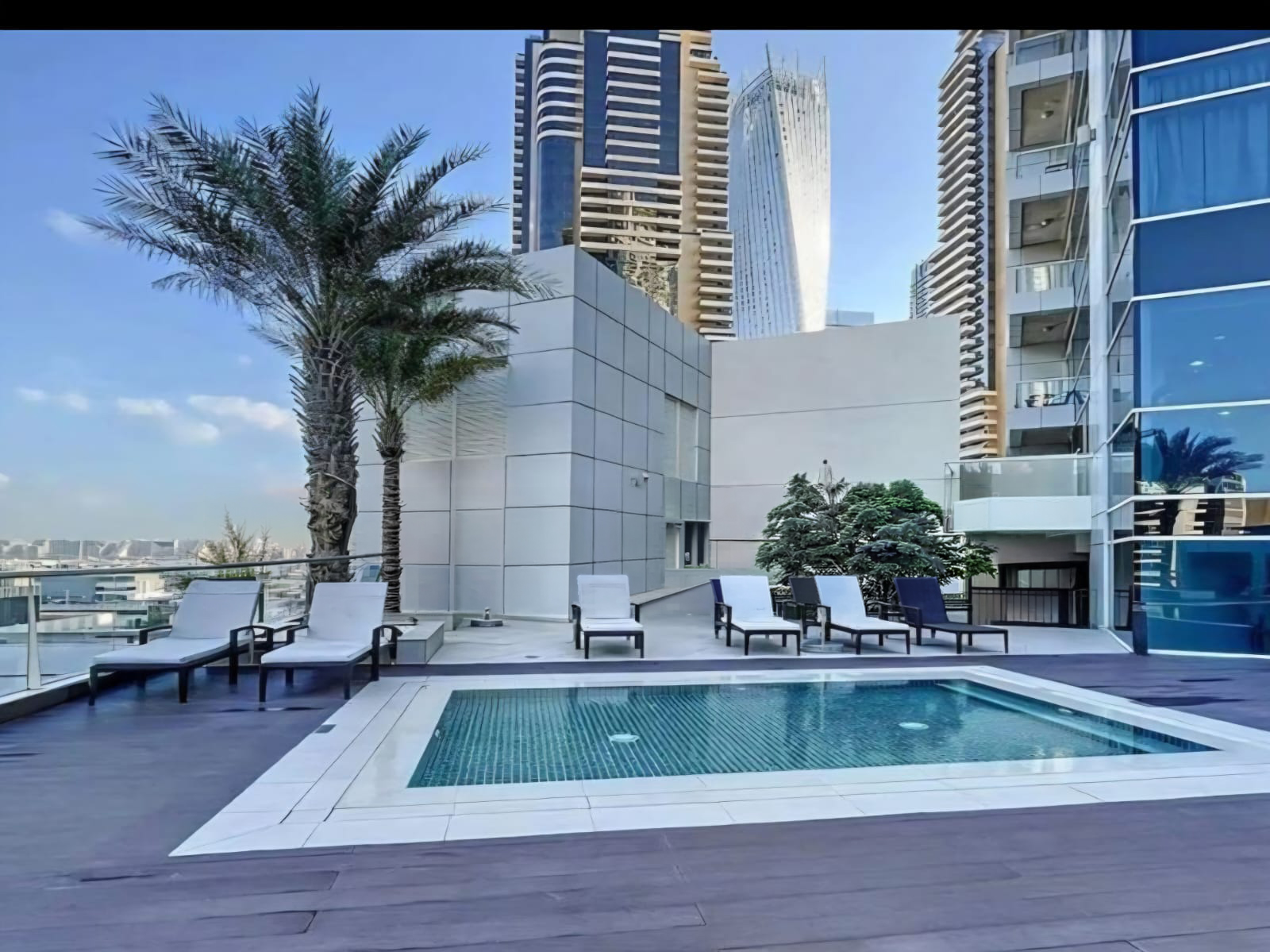 Sea View | High Floor |Prime Location