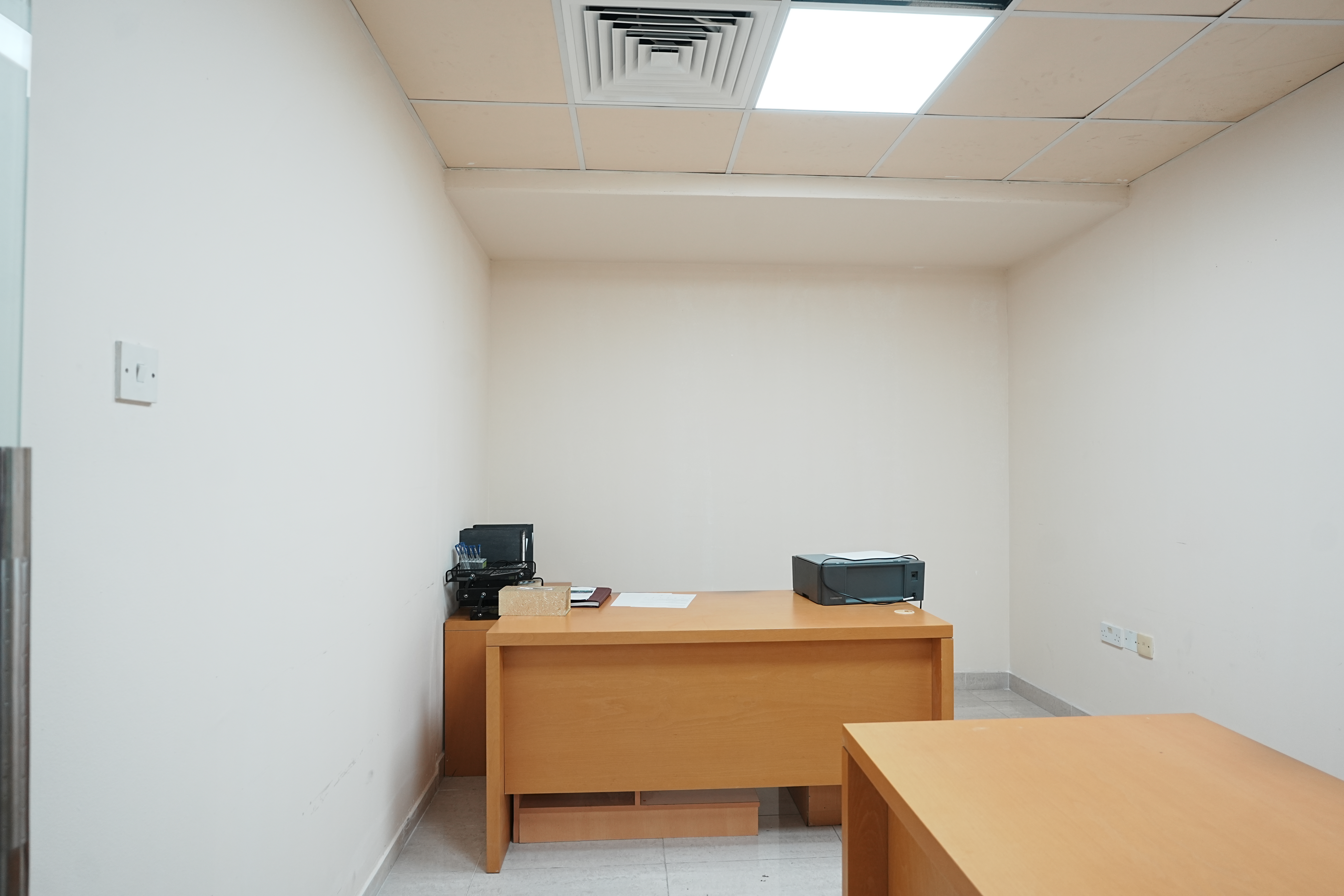 Fully Furnished Office | Prime Diera Location | Ready to Move In | Near Metro Access