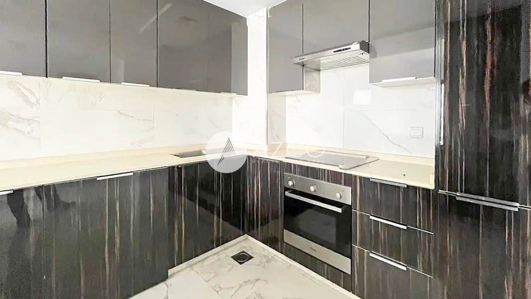 Near To Exit | High Floor | Prime Location