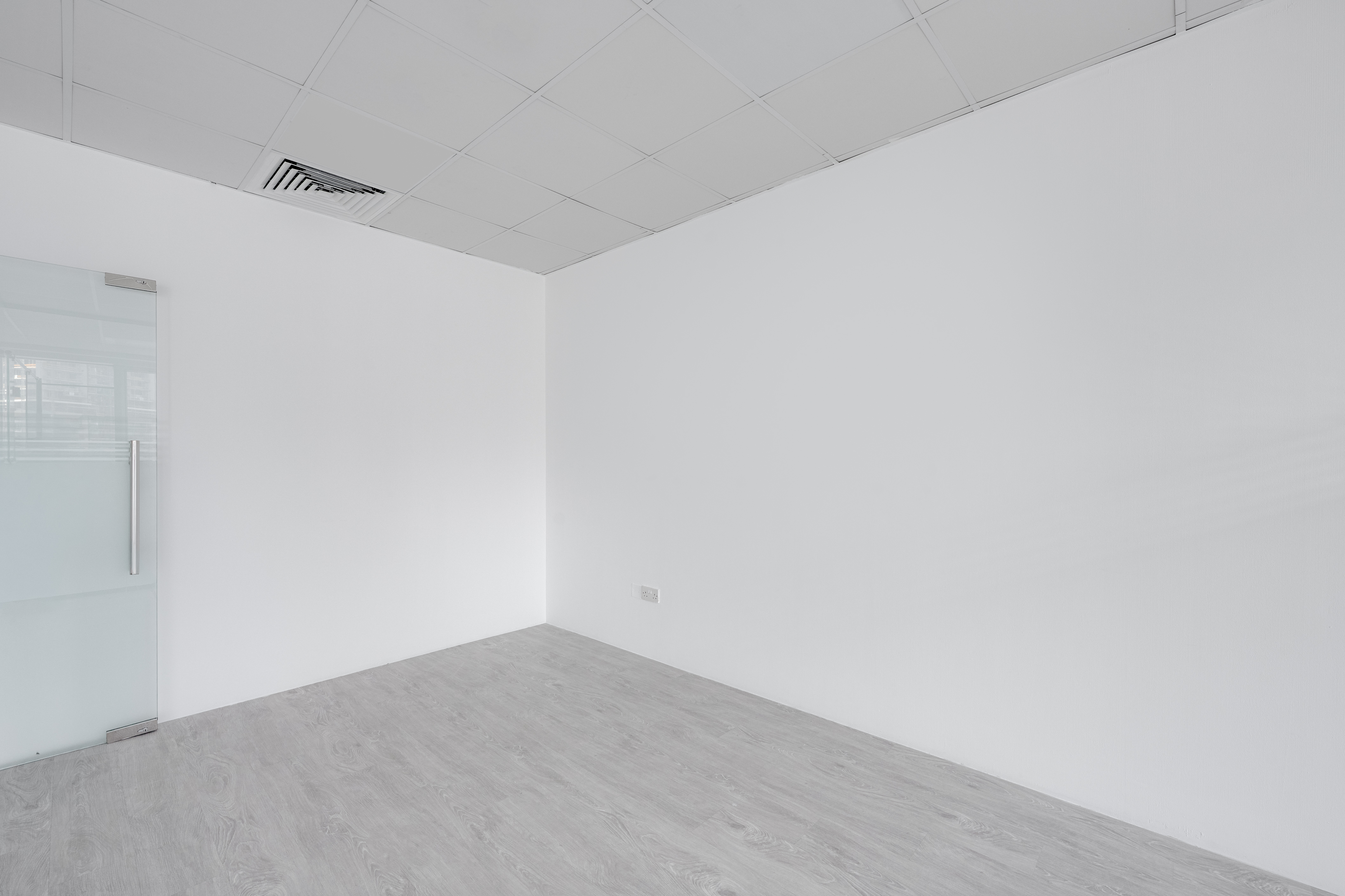 Bright Office Space | City Views | Ready to Move