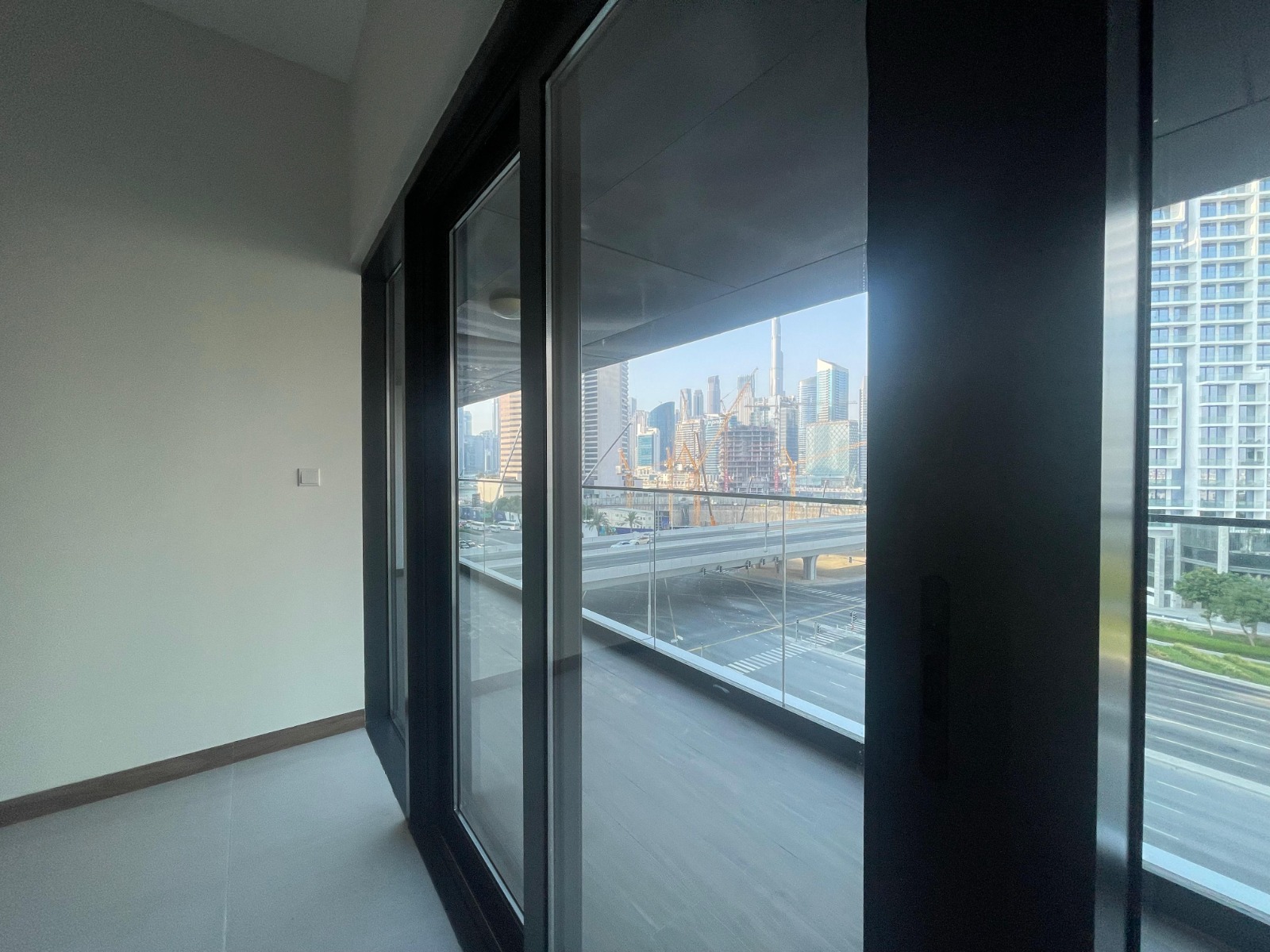 Bright | Big Layout | Community View