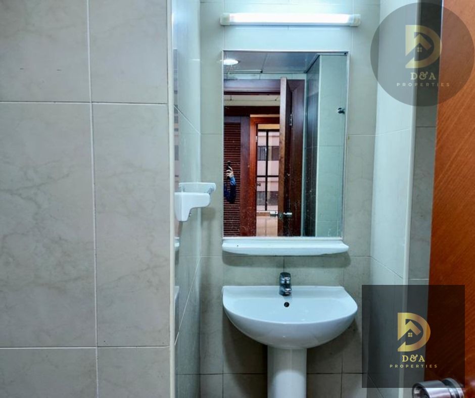 Exclusive 4 Bedroom Apartment in Golden Sands 9, Al Mankhool, Bur Dubai | NO COMMISSION