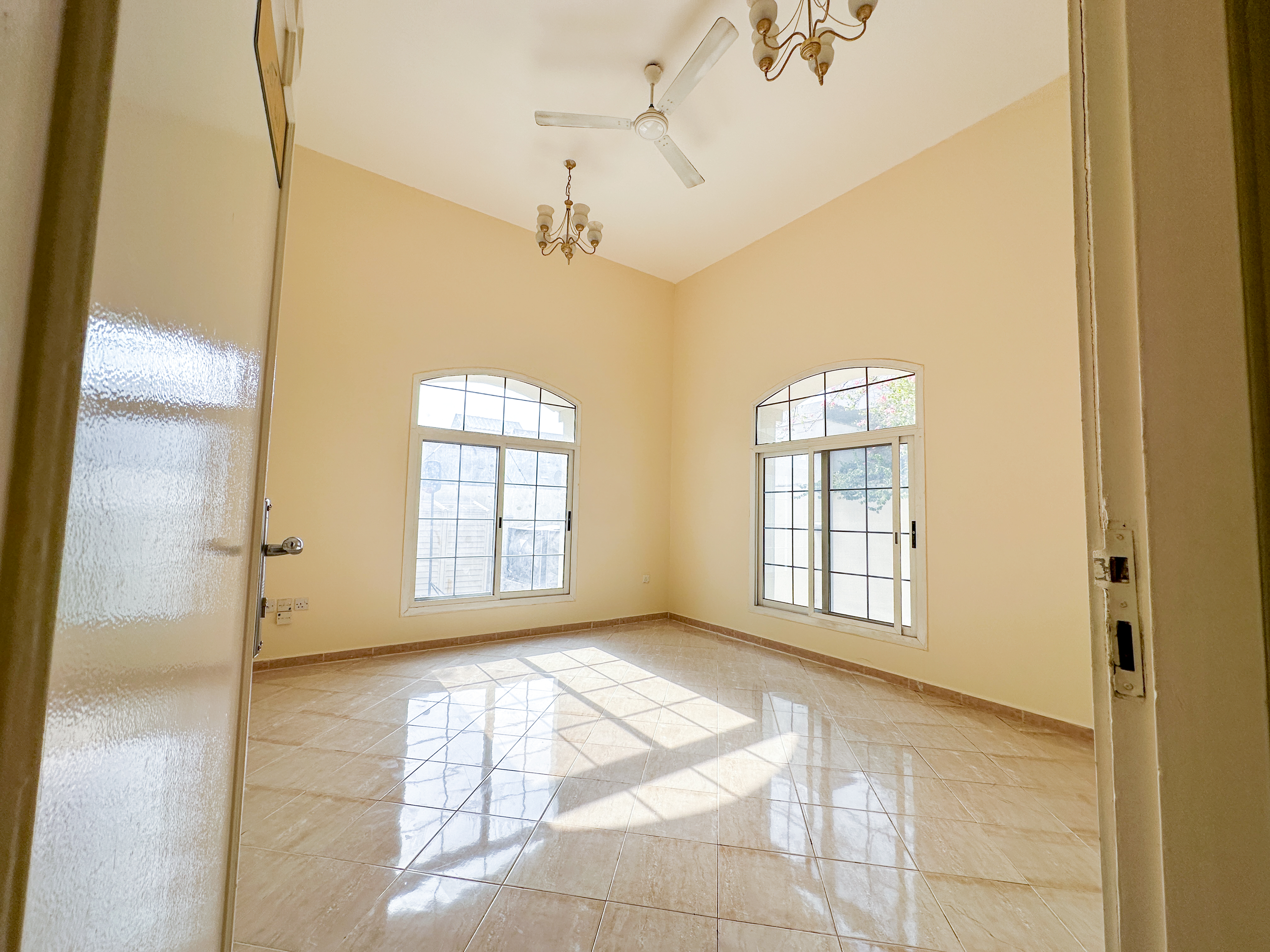Spacious Villa | Family-Friendly Community | Prime Mirdif Location
